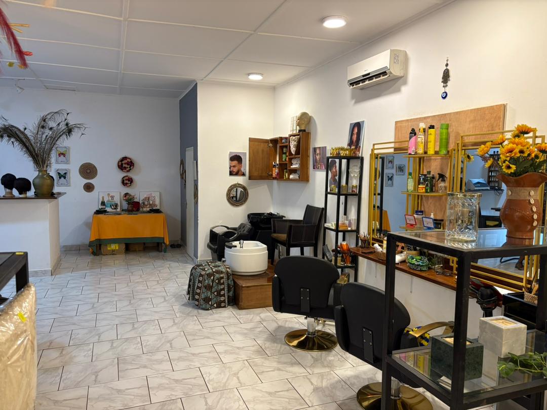 Salon